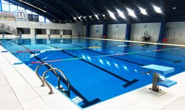 کلاس شنا باشگاه شهید شهسواری